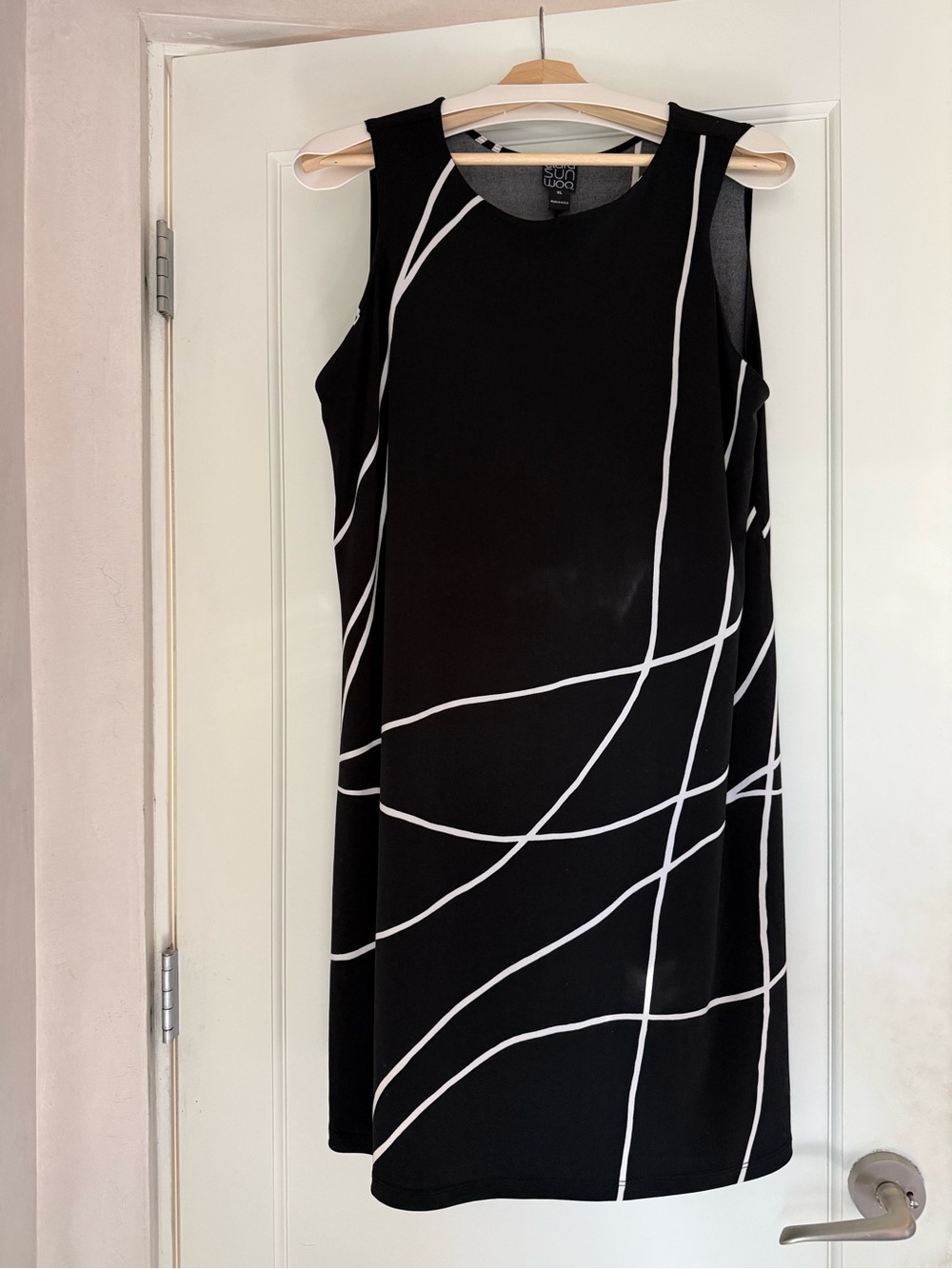 Clara Sun Woo Black Midi Shift Dress with White Linear Print